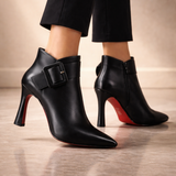 Magas sarkú Ankle Bootok Oversized Csattal