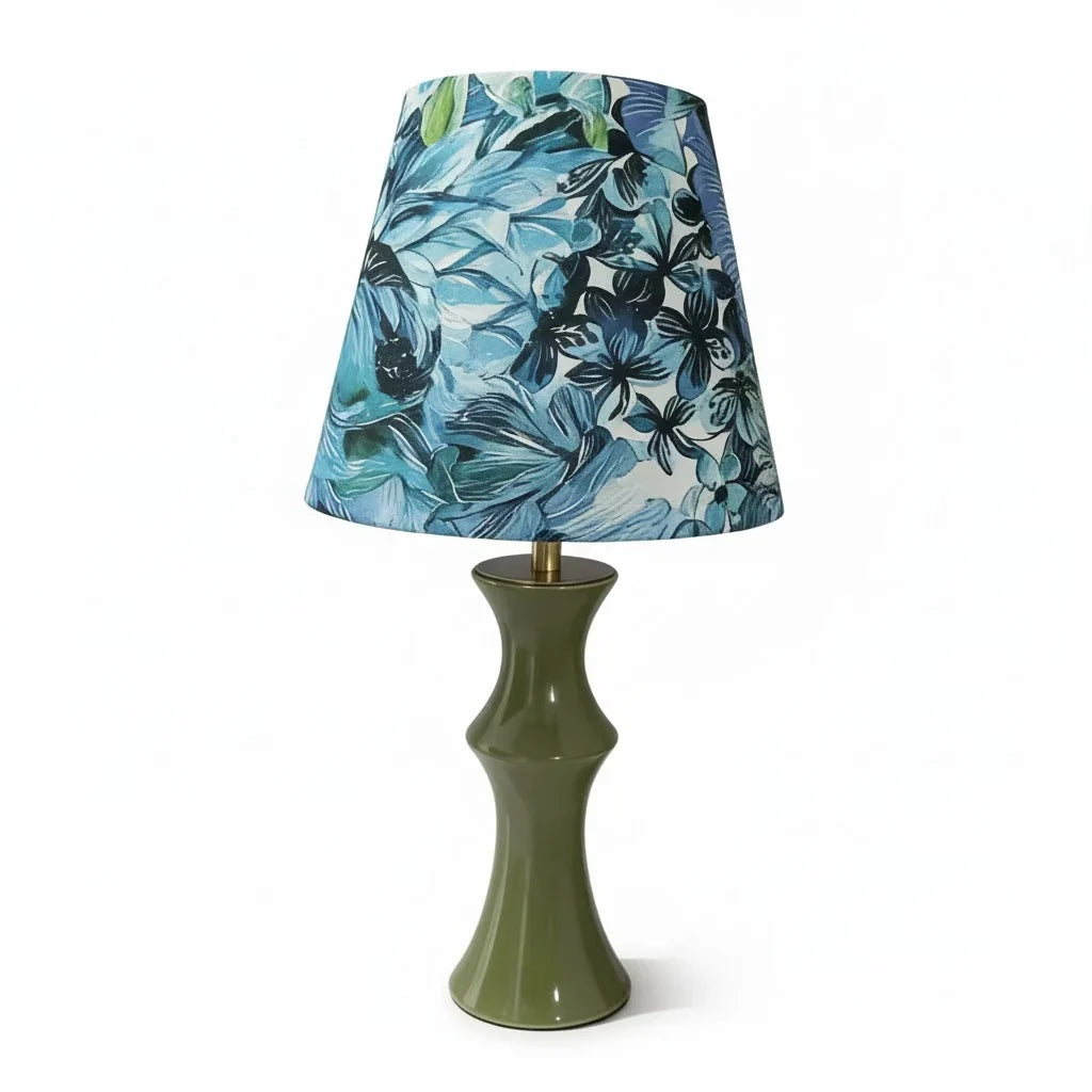 Stolná lampa z keramiky a dekoratívneho textilu