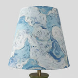 Stolná lampa z keramiky a dekoratívneho textilu