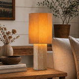 Stolná lampa z moderného travertínu Mikey