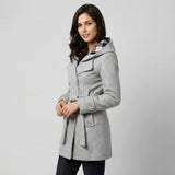 Štruktúrovaný kabát zo zmesi vlny s kapucňou a priliehavým strihom