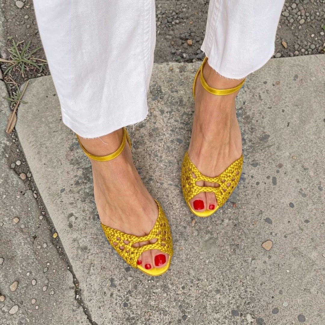 Isadora | Woven Golden Sandals – Arany Elegancia és Kényelem