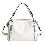 Crossbody kabelka zo zrnitým vzhľadom